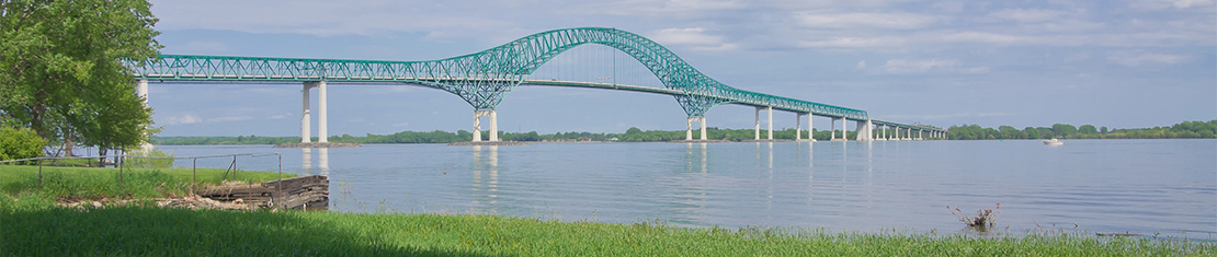 Long cooper bridge over a body of water